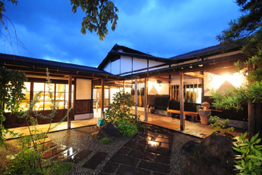 由布院
