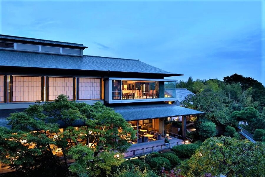 327　青山やまと1